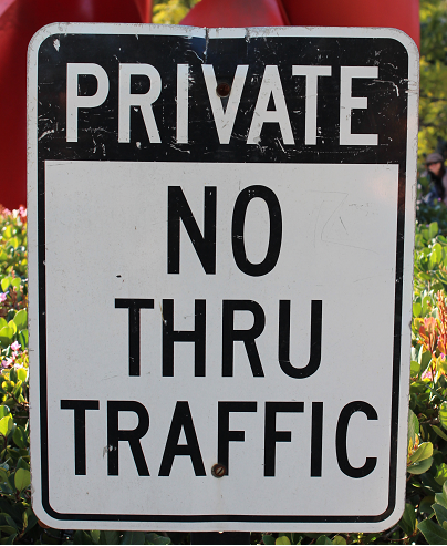 no thru traffic sign